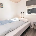5 Star Holiday Home In Hals Øster Melholt