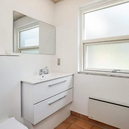 Holiday home 8 Person In Hals *