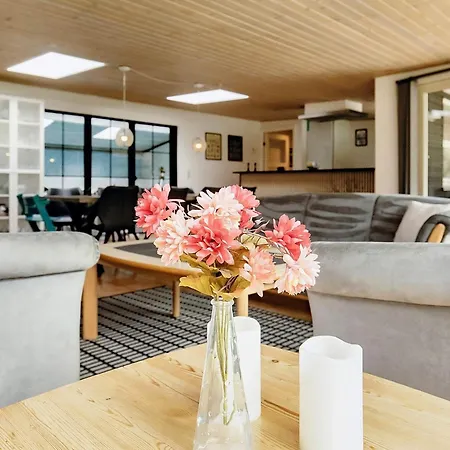 Holiday home 8 Person In Hals *