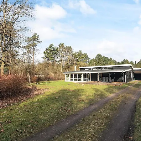 8 Person In Hals Holiday home