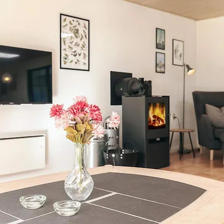 5 Star In Hals Holiday home *