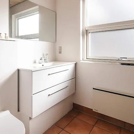 5 Star In Hals Holiday home