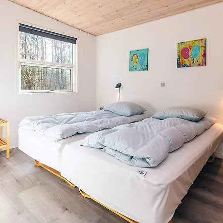 5 Star In Hals Øster Melholt