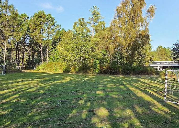 Family-friendly Oasis - By Traum * Oster Melholt
